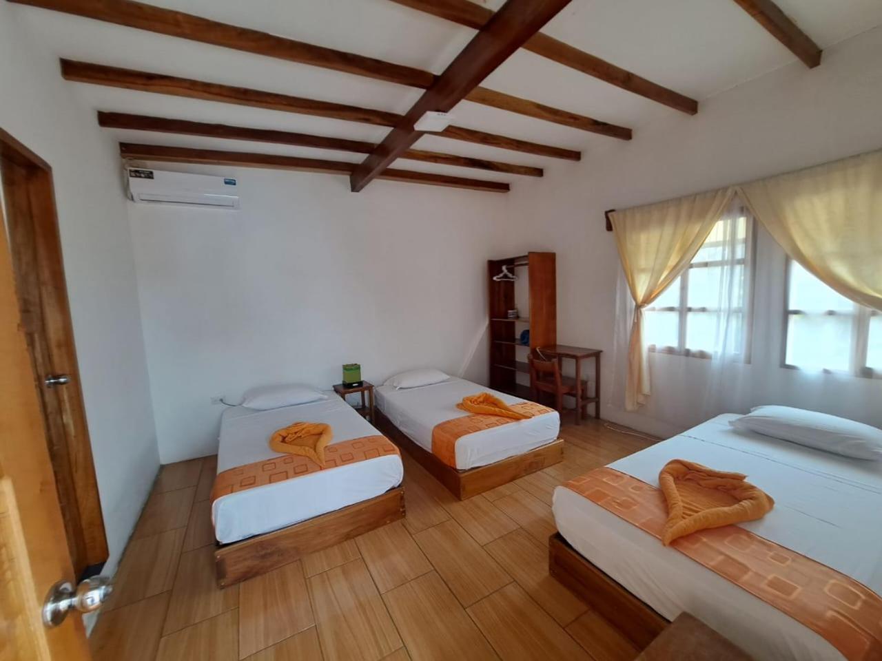 Hostal Tero Real 比亚米尔港 外观 照片